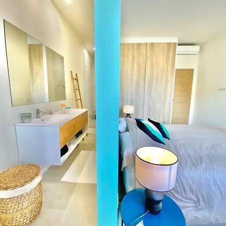 Appt Kris 4 Pax Mer Et Plage A Pieds Апартаменты *